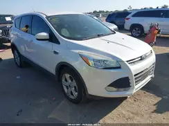 1FMCU0G79GUB71042 2016 FORD ESCAPE