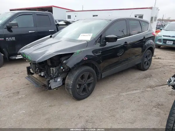 1FMCU0G79GUB98063 2016 FORD ESCAPE - Image 2