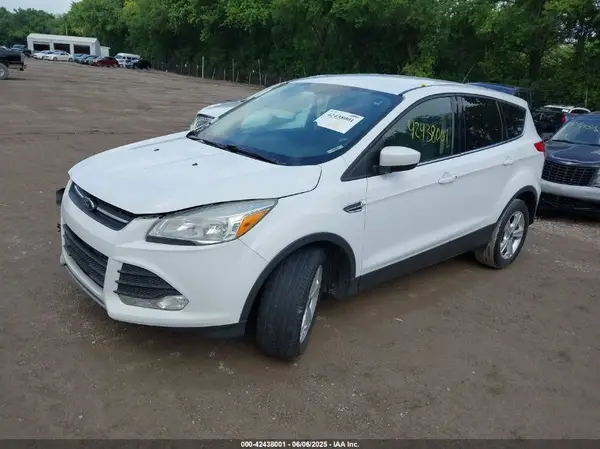 1FMCU0G7XGUA50018 2016 FORD ESCAPE - Image 2