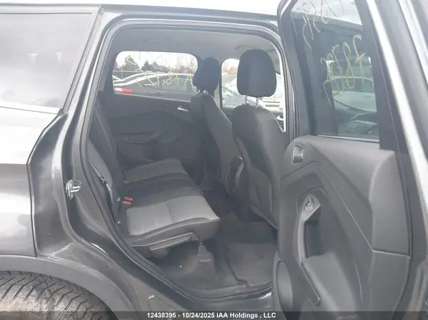 1FMCU0G7XGUA78725 2016 FORD ESCAPE - Image 8