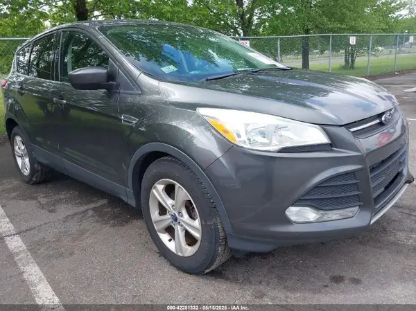 1FMCU0G7XGUB02845 2016 FORD ESCAPE - Image 1