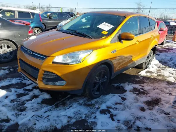 1FMCU0G7XGUC67164 2016 FORD ESCAPE - Image 2