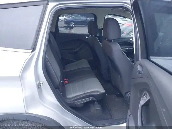 1FMCU0G7XGUC73241 2016 FORD ESCAPE - Image 8