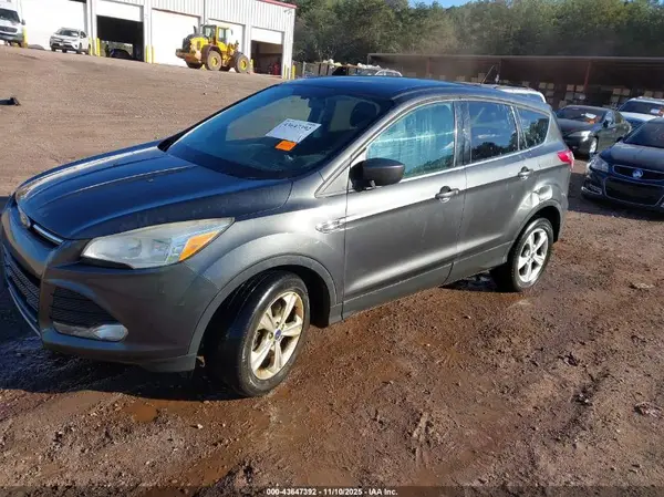 1FMCU0G90GUB63056 2016 FORD ESCAPE - Image 2