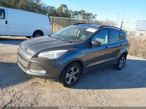 1FMCU0G90GUB79757 2016 FORD ESCAPE - Image 2