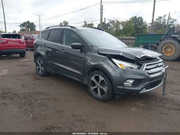 1FMCU0G90HUB01156 2017 FORD ESCAPE - Image 1