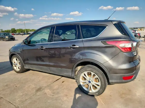 1FMCU0G90HUB30852 2017 FORD ESCAPE - Image 2