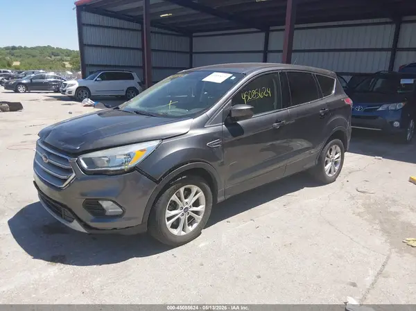 1FMCU0G90HUB36022 2017 FORD ESCAPE - Image 2