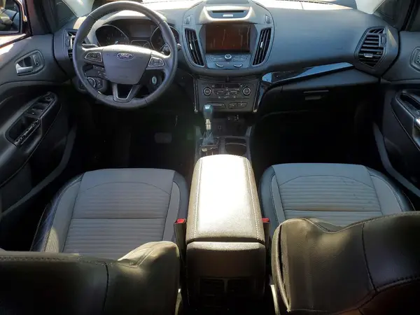 1FMCU0G90HUC00852 2017 FORD ESCAPE - Image 8