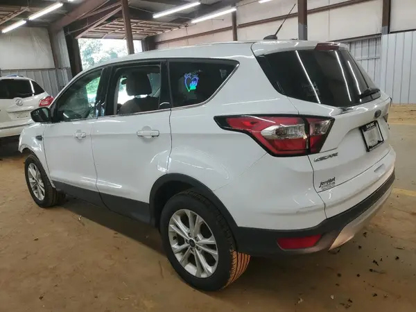1FMCU0G90HUC55835 2017 FORD ESCAPE - Image 2