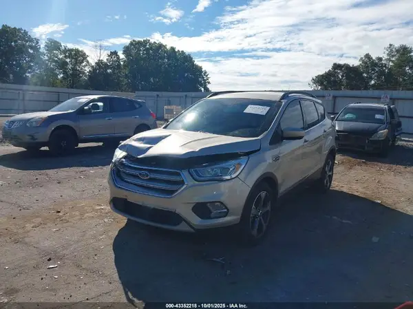 1FMCU0G90HUC59481 2017 FORD ESCAPE - Image 2