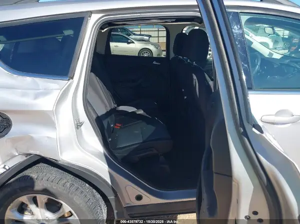 1FMCU0G90HUE73399 2017 FORD ESCAPE - Image 8