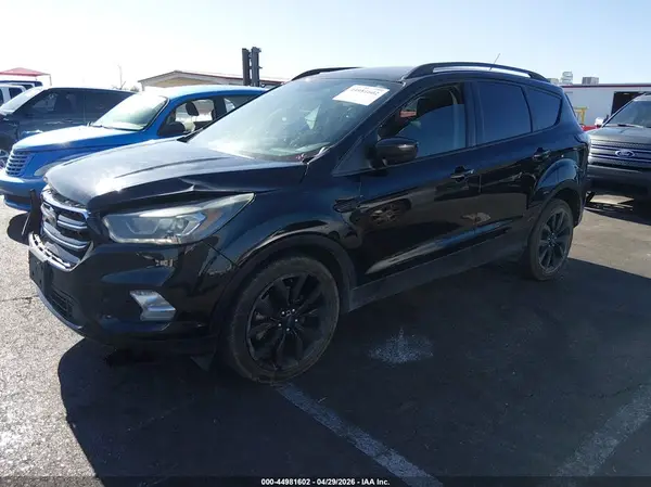 1FMCU0G90HUE73967 2017 FORD ESCAPE - Image 2