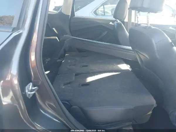 1FMCU0G90HUF11018 2017 FORD ESCAPE - Image 8