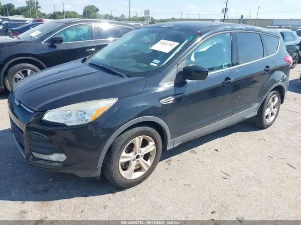 1FMCU0G91GUA54721 2016 FORD ESCAPE - Image 2