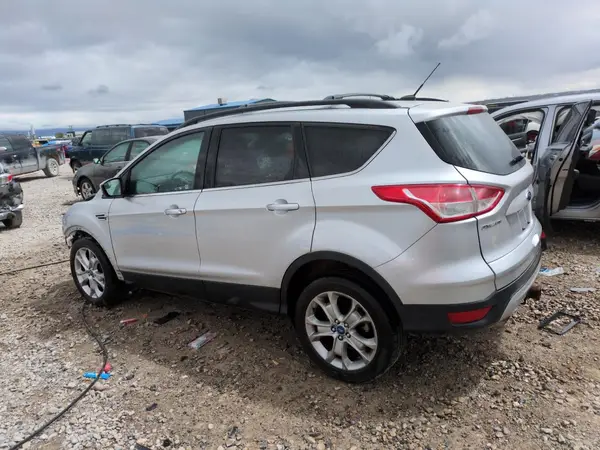 1FMCU0G91GUC59990 2016 FORD ESCAPE - Image 2