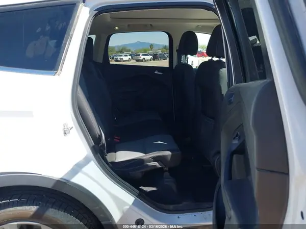 1FMCU0G91HUA29075 2017 FORD ESCAPE - Image 8