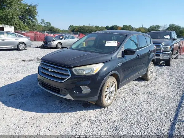 1FMCU0G91HUA64599 2017 FORD ESCAPE - Image 2