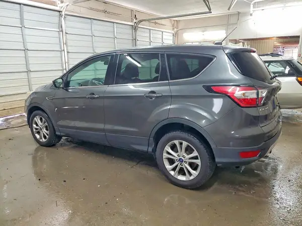 1FMCU0G91HUB04955 2017 FORD ESCAPE - Image 2