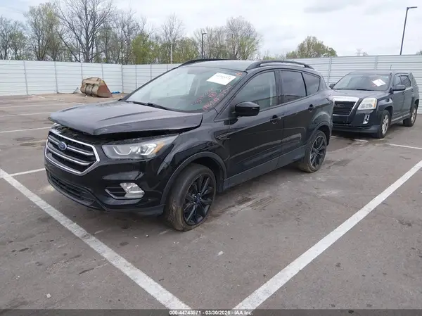 1FMCU0G91HUB10089 2017 FORD ESCAPE - Image 2