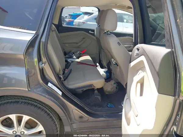 1FMCU0G91HUB31069 2017 FORD ESCAPE - Image 8