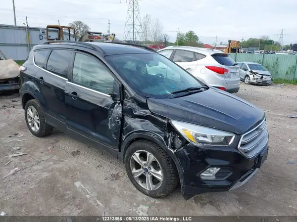 1FMCU0G91HUB83530 2017 FORD ESCAPE - Image 1