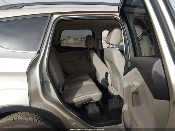 1FMCU0G91HUC26750 2017 FORD ESCAPE - Image 8