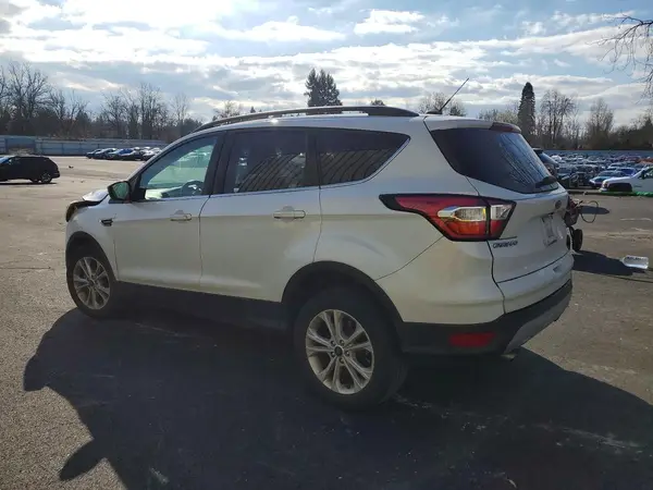 1FMCU0G91HUD96025 2017 FORD ESCAPE - Image 2