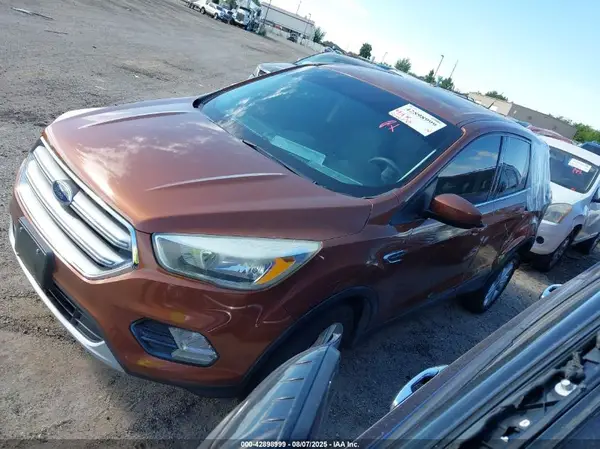1FMCU0G91HUE09310 2017 FORD ESCAPE - Image 2