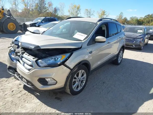 1FMCU0G91HUE92494 2017 FORD ESCAPE - Image 2