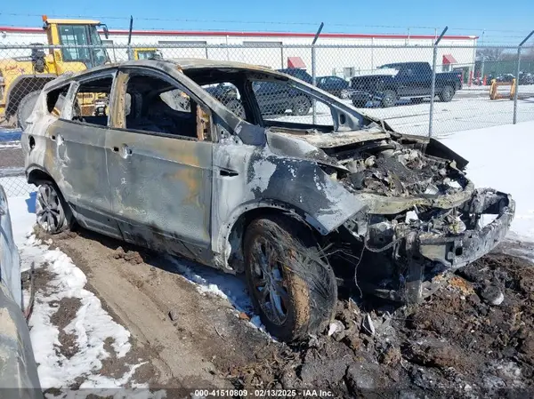 1FMCU0G91JUC63626 2018 FORD ESCAPE - Image 1
