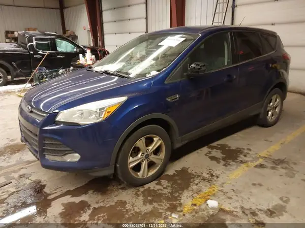 1FMCU0G92GUA13773 2016 FORD ESCAPE - Image 2