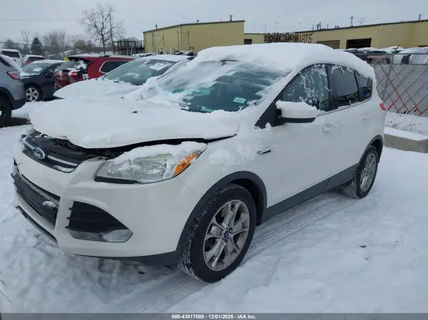 1FMCU0G92GUA52220 2016 FORD ESCAPE - Image 2