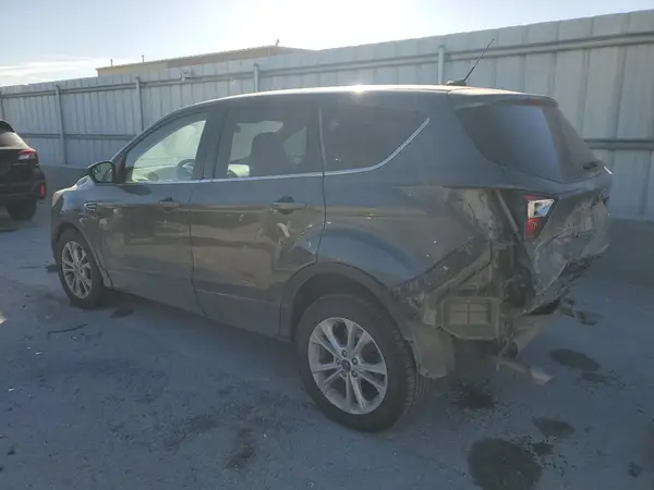 1FMCU0G92HUB04401 2017 FORD ESCAPE - Image 2
