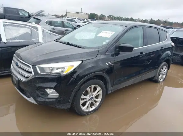 1FMCU0G92HUB67479 2017 FORD ESCAPE - Image 2