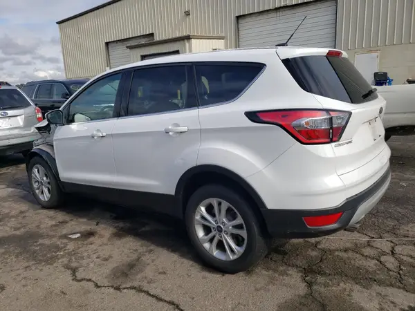 1FMCU0G92HUB91717 2017 FORD ESCAPE - Image 2