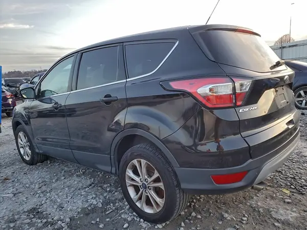 1FMCU0G92HUD07997 2017 FORD ESCAPE - Image 2