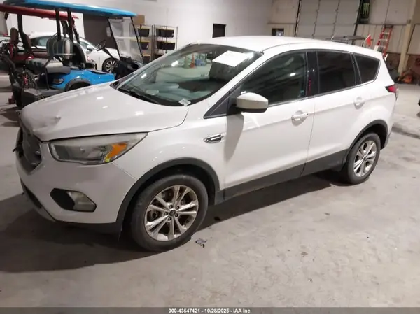 1FMCU0G92HUE29629 2017 FORD ESCAPE - Image 2
