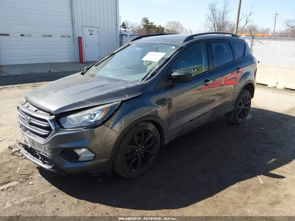 1FMCU0G92HUE44082 2017 FORD ESCAPE - Image 2