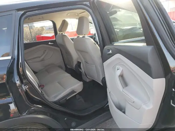1FMCU0G92KUB12246 2019 FORD ESCAPE - Image 8