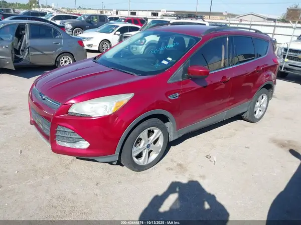 1FMCU0G93GUA21042 2016 FORD ESCAPE - Image 2