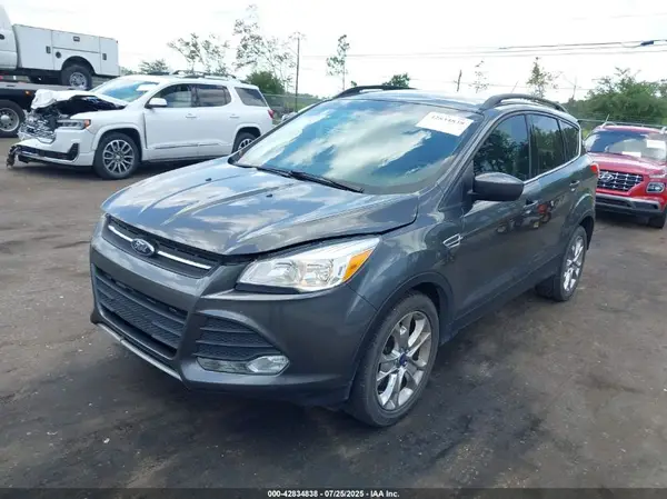 1FMCU0G93GUB04020 2016 FORD ESCAPE - Image 2