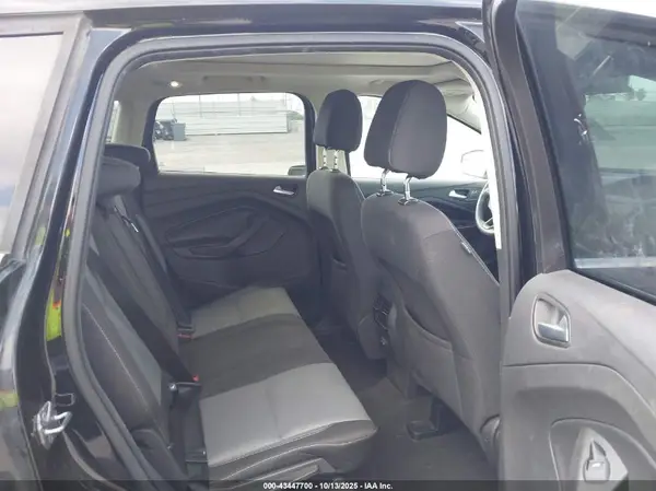 1FMCU0G93HUA24394 2017 FORD ESCAPE - Image 8