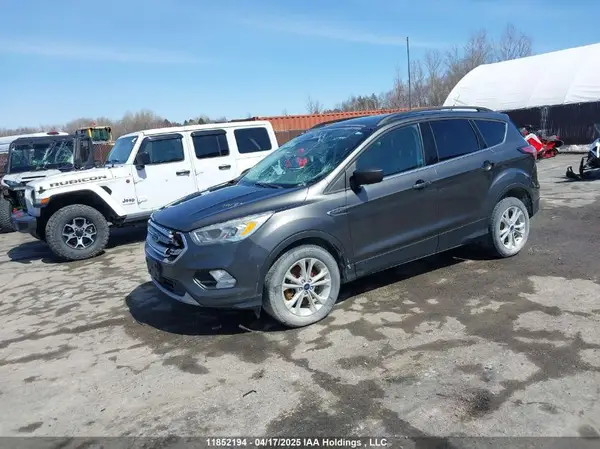 1FMCU0G93HUA41907 2017 FORD ESCAPE - Image 2