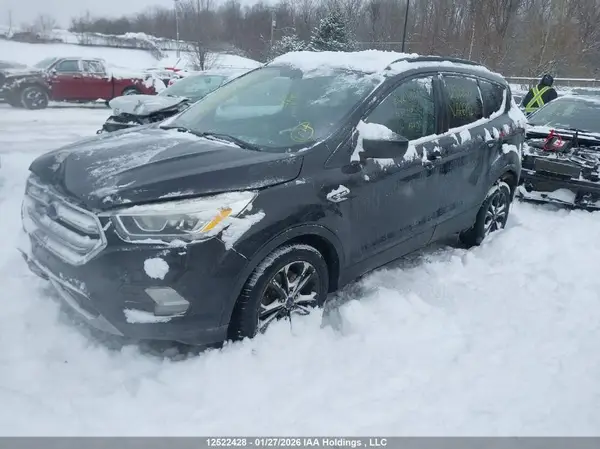 1FMCU0G93HUA66192 2017 FORD ESCAPE - Image 2