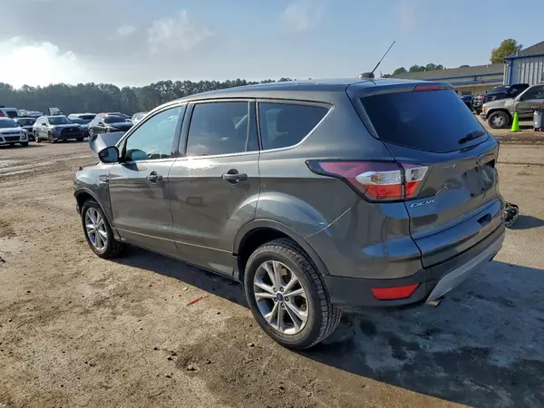 1FMCU0G93HUA83655 2017 FORD ESCAPE - Image 2