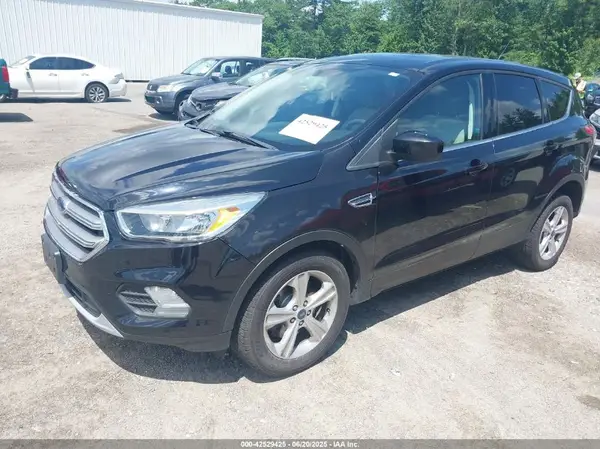 1FMCU0G93HUB04407 2017 FORD ESCAPE - Image 2