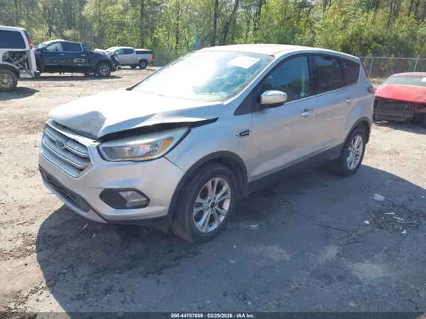 1FMCU0G93HUB04875 2017 FORD ESCAPE - Image 2