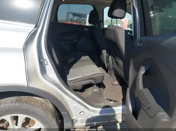 1FMCU0G93HUB04875 2017 FORD ESCAPE - Image 8