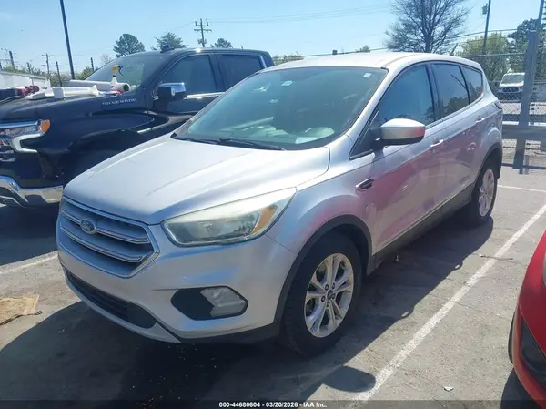 1FMCU0G93HUB56328 2017 FORD ESCAPE - Image 2